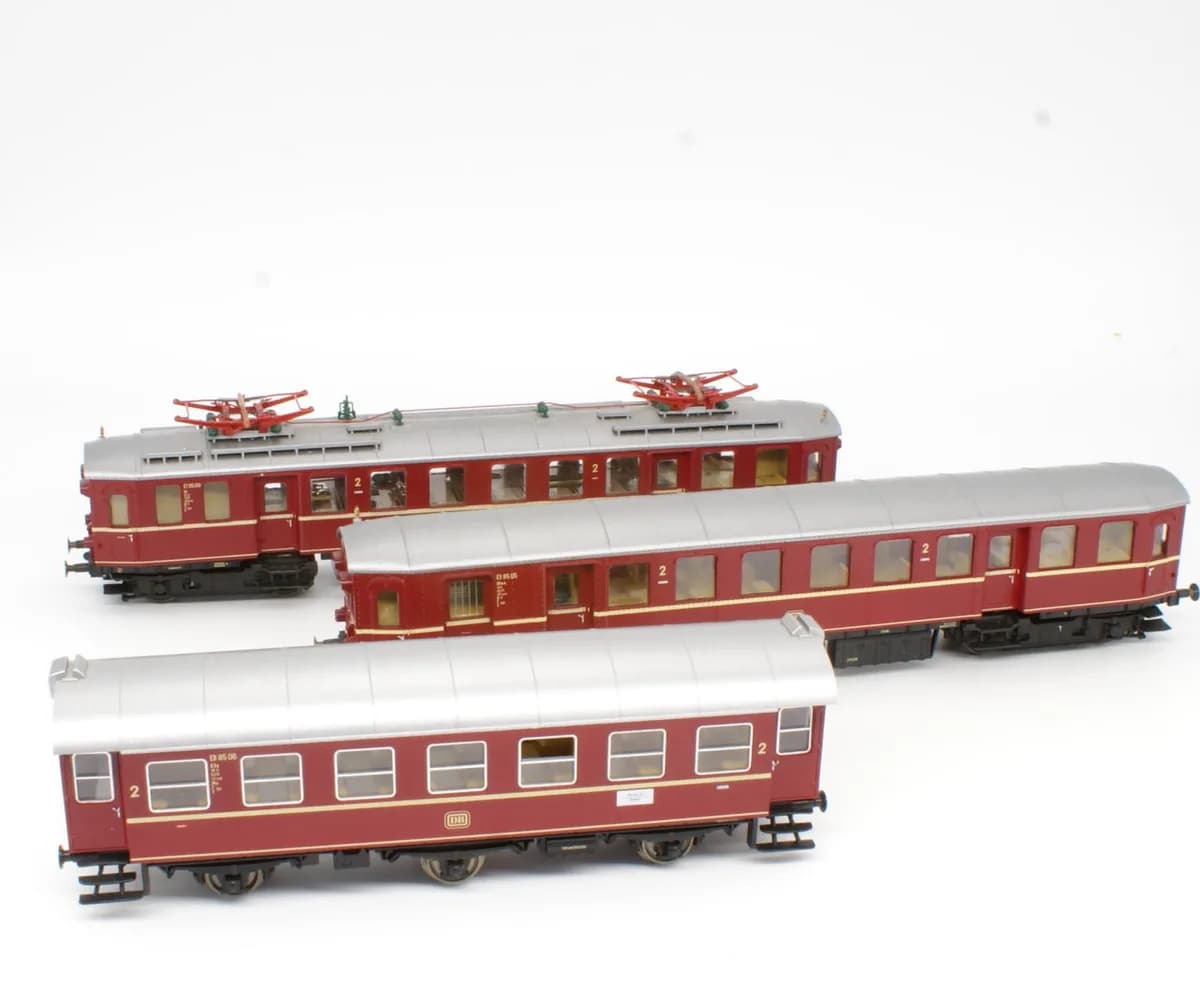 Roco 43065 Triebwagen ET 8509 3 teilig Digital